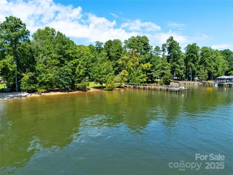 5350 Commodore Pl, Clover, SC 29710 photo 6
