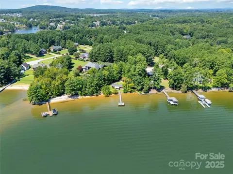 5350 Commodore Pl, Clover, SC 29710 photo 11