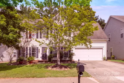 13005 Fenwick Dr, Indian Trail, NC 28079