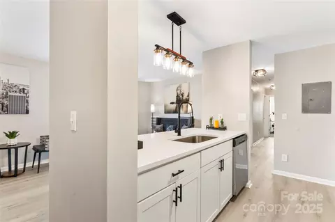 1620 Arlyn Cir #E, Charlotte, NC 28213