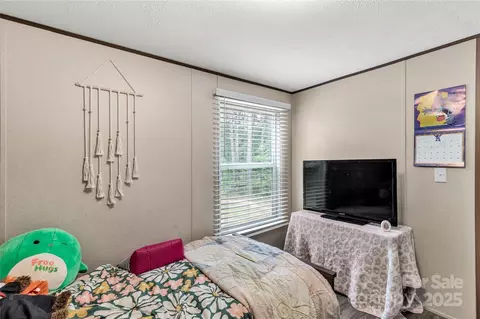 Bedroom - 8115 Oaktree St, Sharon, SC 29742 photo 3 of 9