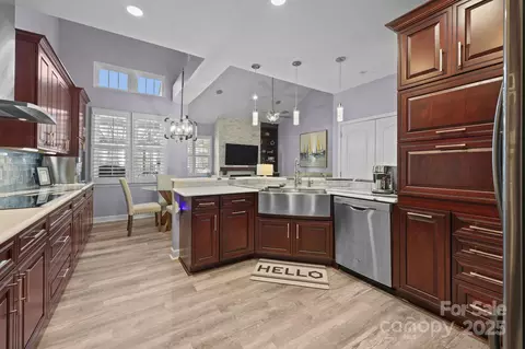 Kitchen - 18405 Harborside Dr, Cornelius, NC 28031 photo 1 of 6