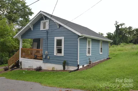 605 Center Nw St NW, Lenoir, NC 28645