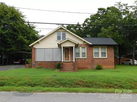 834 Murphy St, Kannapolis, NC 28081