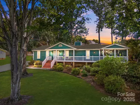 21300 Sandy Cove Rd, Cornelius, NC 28031