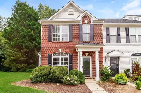3021 Misty Harbor Cir, Cramerton, NC 28032