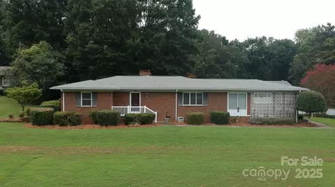 483 Allenton St, Norwood, NC 28128