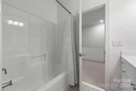 Bath - 168 Harper Lee St, Davidson, NC 28036 photo 5 of 5
