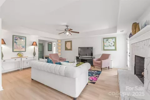 Living - 421 Cranborne Chase Dr, Fort Mill, SC 29708 photo 5 of 5