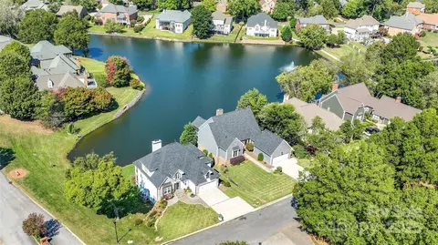 View/Area - 421 Cranborne Chase Dr, Fort Mill, SC 29708 photo 2 of 4