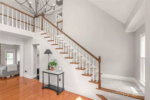 Entry Way - 421 Cranborne Chase Dr, Fort Mill, SC 29708 photo 2 of 3