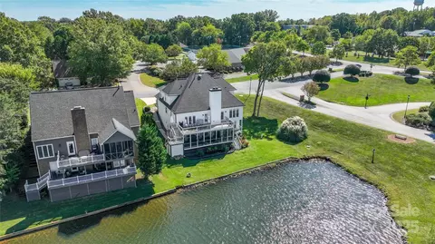 View/Area - 421 Cranborne Chase Dr, Fort Mill, SC 29708 photo 1 of 4