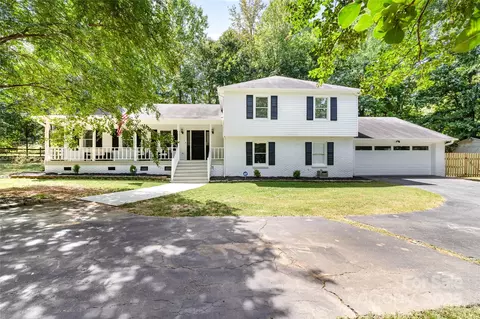 4501 Brookwood Rd, Charlotte, NC 28215