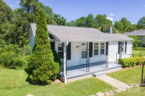 129 Seagle St, Marion, NC 28752