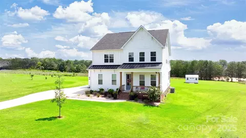 623 Plowshare Way, Clover, SC 29710 photo 2