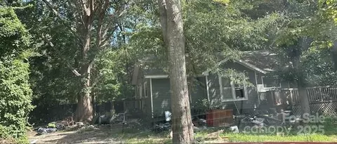 101 Melvin Ct, Grover, NC 28073