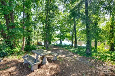 3051 Bucks Dr, Lancaster, SC 29720 photo 23