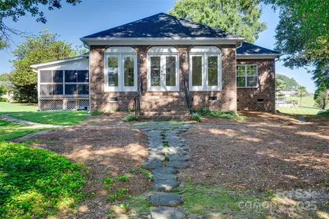 3051 Bucks Dr, Lancaster, SC 29720 photo 7