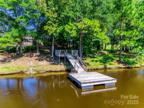 3051 Bucks Dr, Lancaster, SC 29720 photo 6