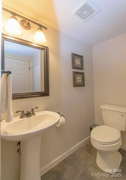 114 Locust Ridge Rd, Beech Mountain, NC 28604 photo 14