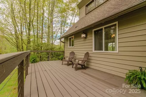 114 Locust Ridge Rd, Beech Mountain, NC 28604 photo 5