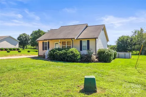 3200 River Rd, Lincolnton, NC 28092