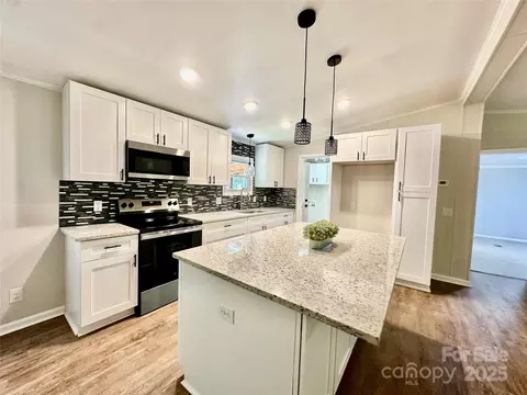 208 James Dr, Cleveland, NC 27013