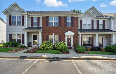 2005 Cramrton Villag Dr #E, Cramerton, NC 28032