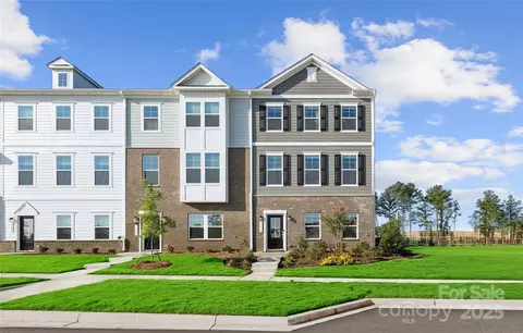 1924 Westerhill Dr, Fort Mill, SC 29708