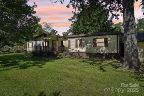 23 Jones Cir, Fletcher, NC 28732