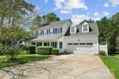 13011 Peacock Ln, Charlotte, NC 28215