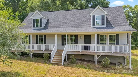 6708 Rebel Rd, Marshville, NC 28103