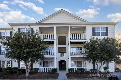 3847 Carl Parmer Dr, Harrisburg, NC 28075