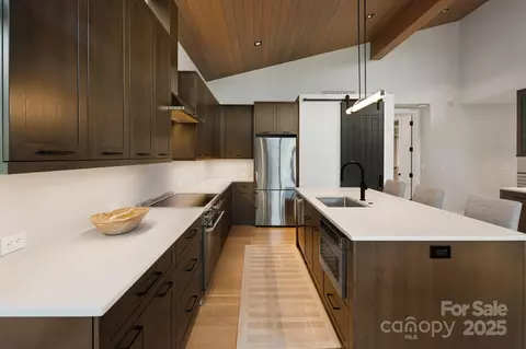 Kitchen - 29 Switchgrass 405 Way #405, Sylva, NC 28779 photo 5 of 7