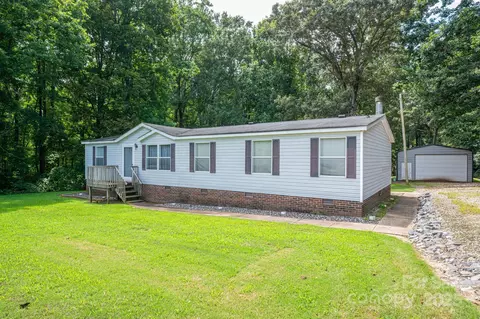 2068 Kollege Ln, Crouse, NC 28033
