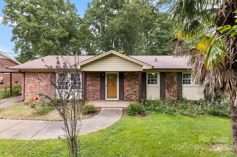 1530 Moore Dr, Gastonia, NC 28054