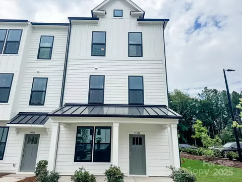 15359 Ballancroft Pkwy, Charlotte, NC 28277