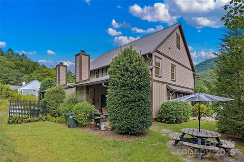 22 S Sundrops Trl, Cullowhee, NC 28723