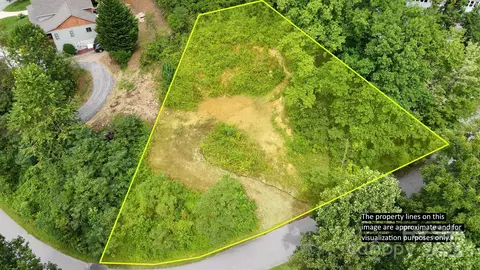 Constitution Avenue, Waynesville, NC 28785