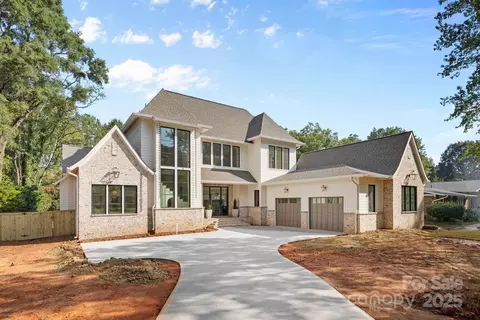 919 Lansdowne Rd, Charlotte, NC 28270