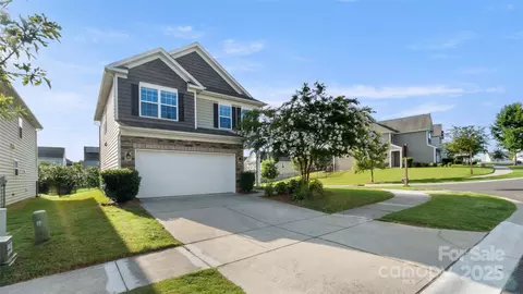 1734 Trentwood Dr, Fort Mill, SC 29715