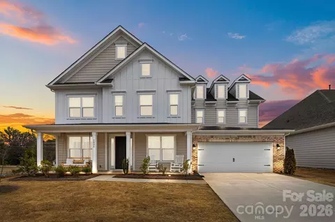 5024 Hillshire Ln, Charlotte, NC 28227