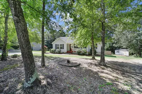 2540 Heather Ln, Lancaster, SC 29720 photo 4