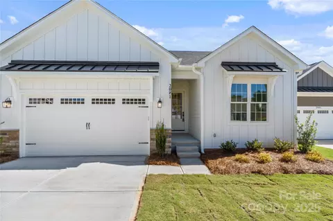 2081 Bonds 27 Ln #27, Fort Mill, SC 29715