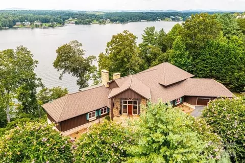 833 36th Avenue Nw Pl NW, Hickory, NC 28601