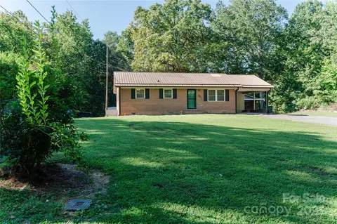 3013 Cemetery Dr, Salisbury, NC 28146