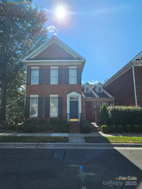 5232 Leonardslee Ct, Charlotte, NC 28226