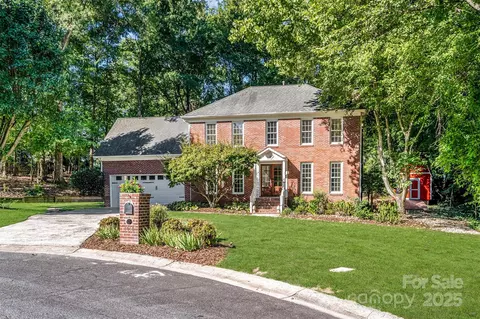 1016 Talbot Ct, Matthews, NC 28105