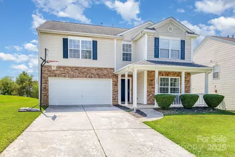 9439 Bayview Pkwy, Charlotte, NC 28216