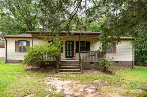 476 Wateree St, Lancaster, SC 29720